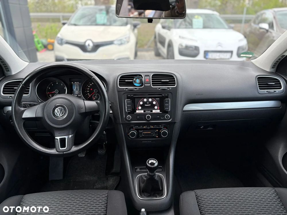 Volkswagen Golf 1.6 Edition - 12