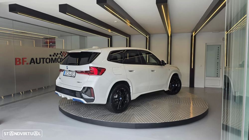 BMW iX1 xDrive30 Pack Desportivo M - 19