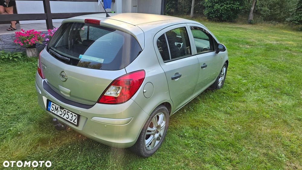 Opel Corsa - 4