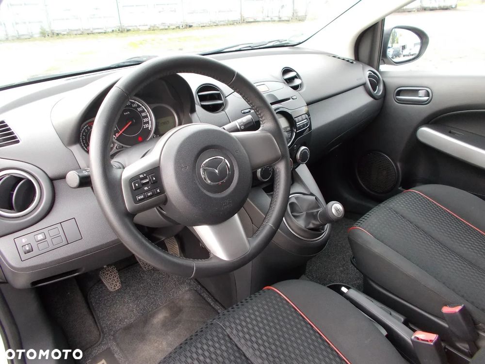 Mazda 2 1.3 MZR Active - 19