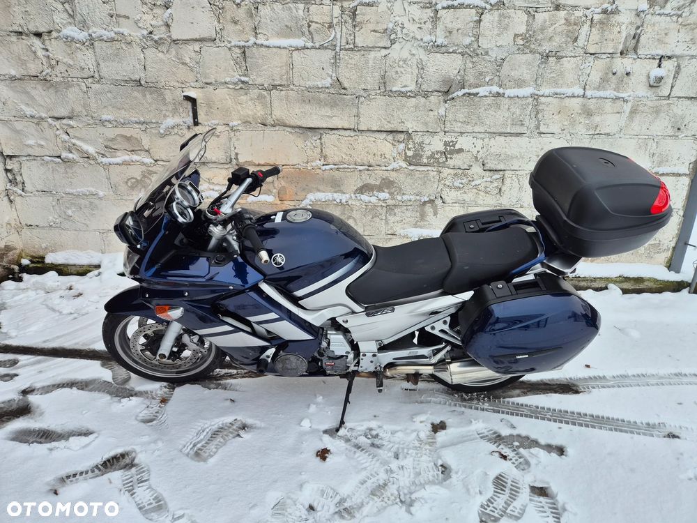 Yamaha FJR - 2