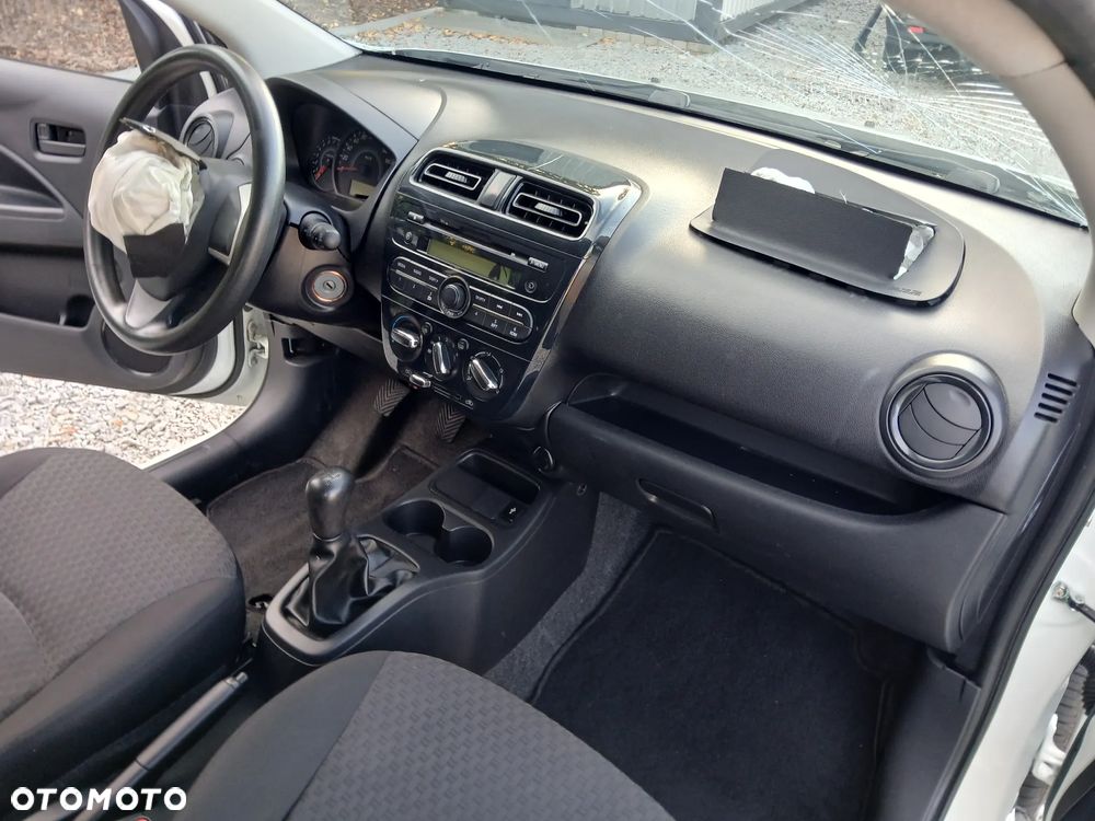 Mitsubishi Space Star 1.0 Invite - 19