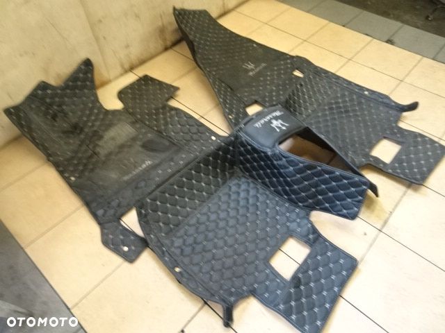 dywaniki qattroporte v 5 lift 08-12r - 3