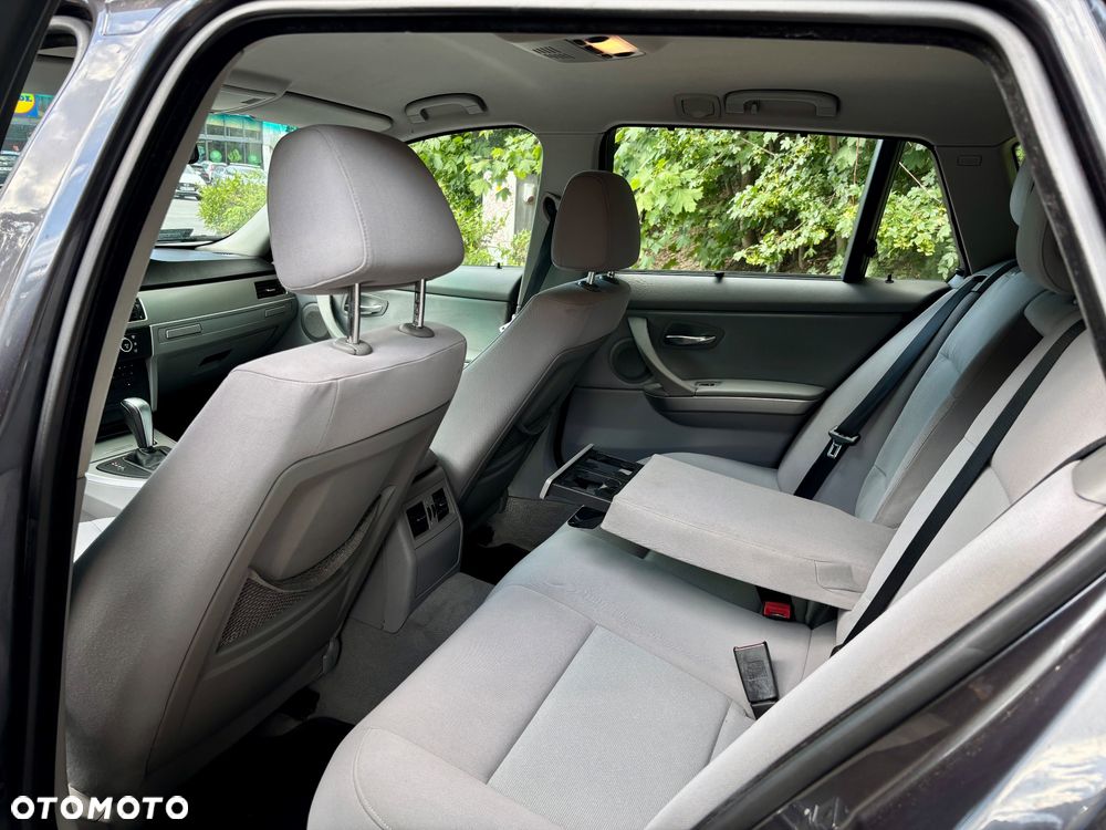 BMW Seria 3 320d DPF Edition Fleet Exclusive - 14