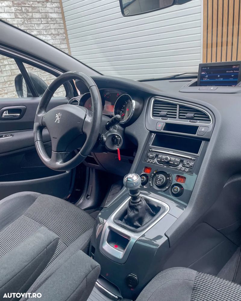 Peugeot 5008 1.6 HDI Confort Pack - 8