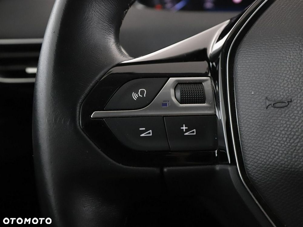 Peugeot 3008 1.2 PureTech Allure Pack S&S - 32