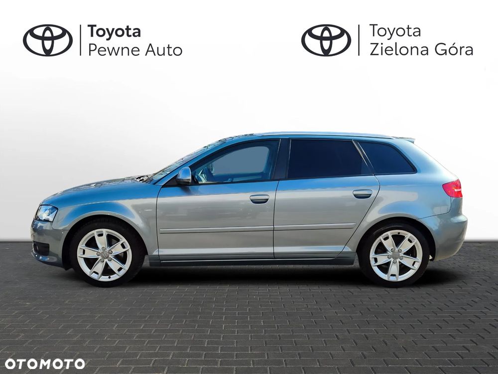 Audi A3 Sportback - 2