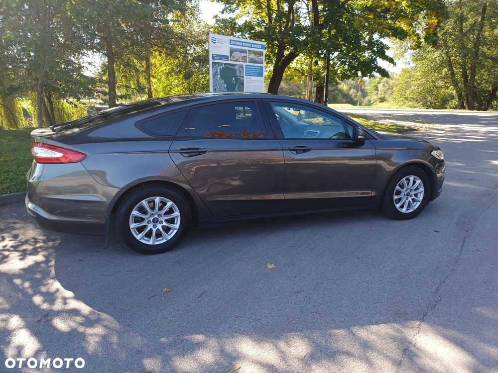 Ford Mondeo 2.0 TDCi Trend - 37