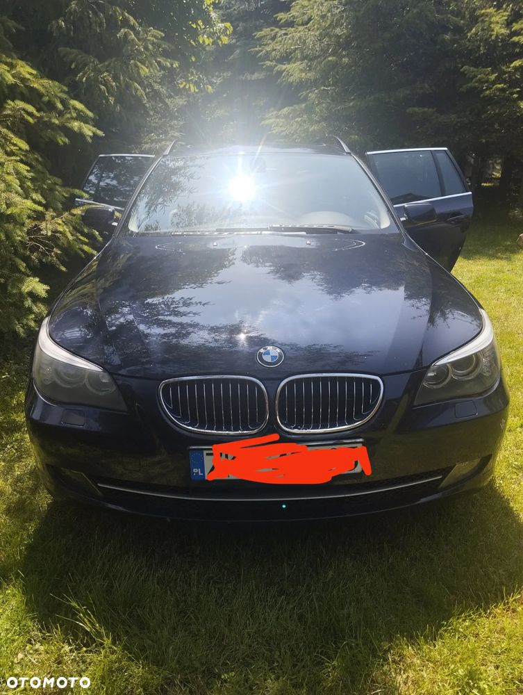 BMW Seria 5 525i xDrive - 2
