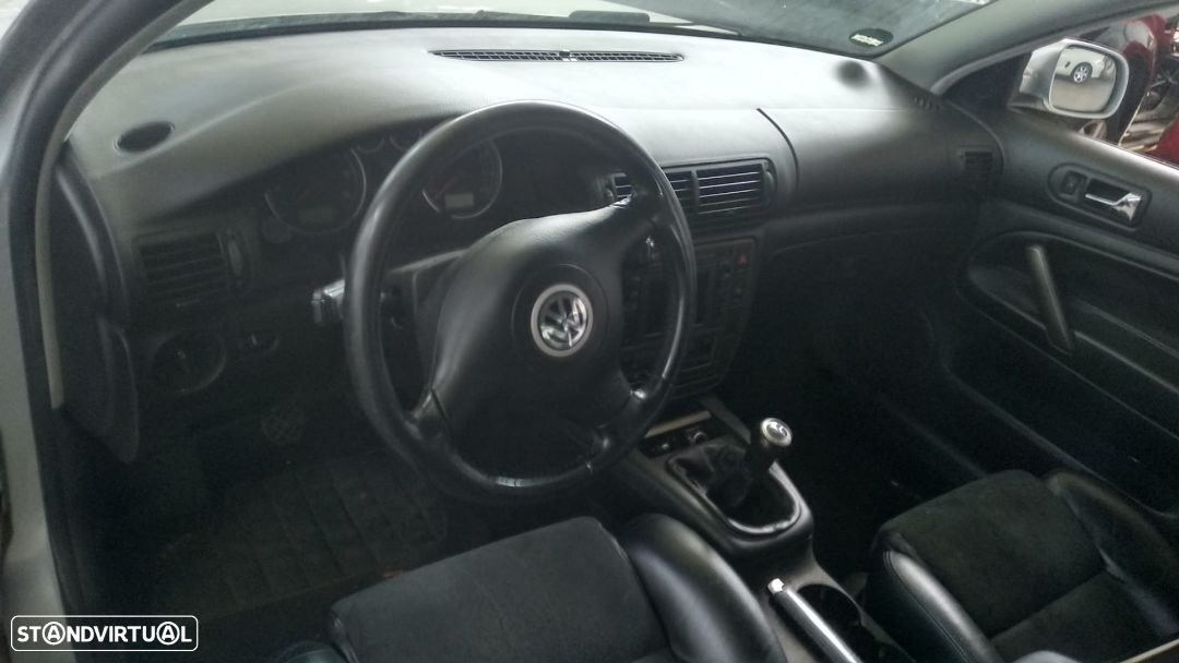 Motor VW Passat 3B B5 xenon 2.8 V6 30V 193cv 4motion de 2001 - 5