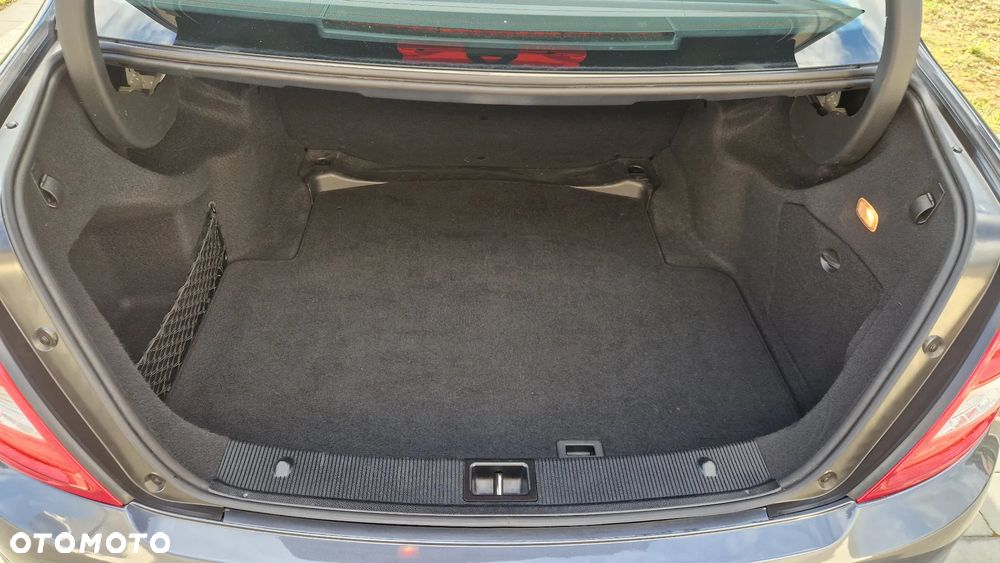 Mercedes-Benz Klasa C 180 Kompressor Automatik BlueEFFICIENCY - 28