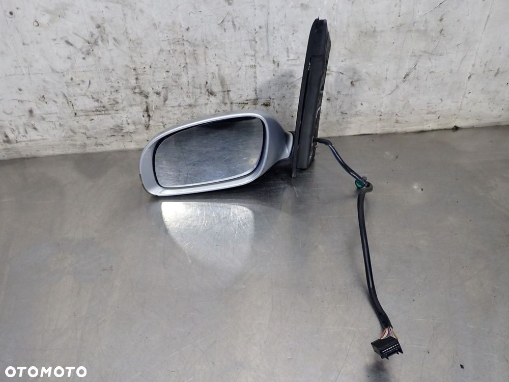 LUSTERKO LEWE ELEKTRYCZNE VOLKSWAGEN TOURAN I 1.6 FSI - 1