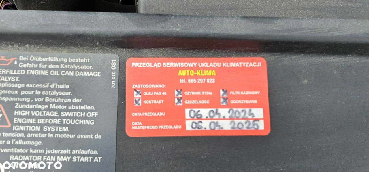 Volkswagen Passat - 32