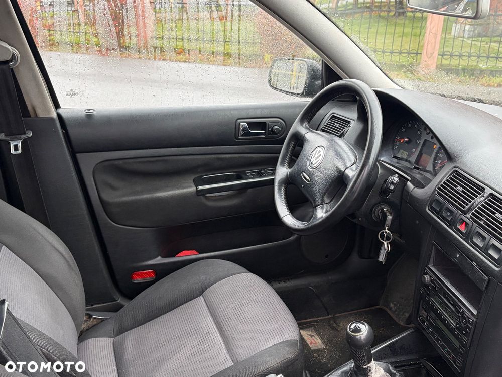 Volkswagen Golf IV 1.6 Comfortline - 9