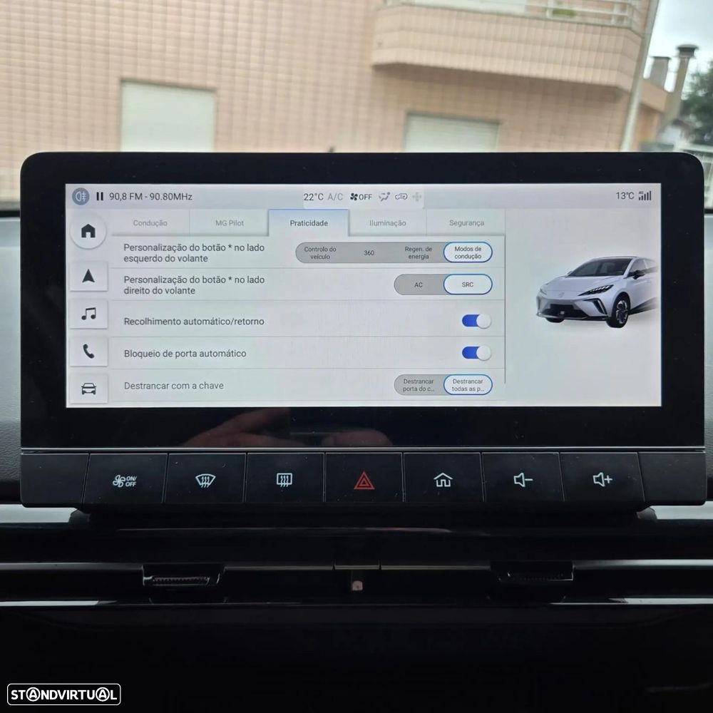 MG MG4 64 kWh Luxury - 15