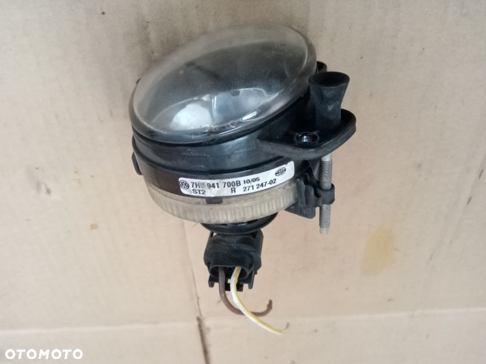 Halogen prawy przód przedni VW Transporter T5 Polo 9N2 7H0941700B - 3