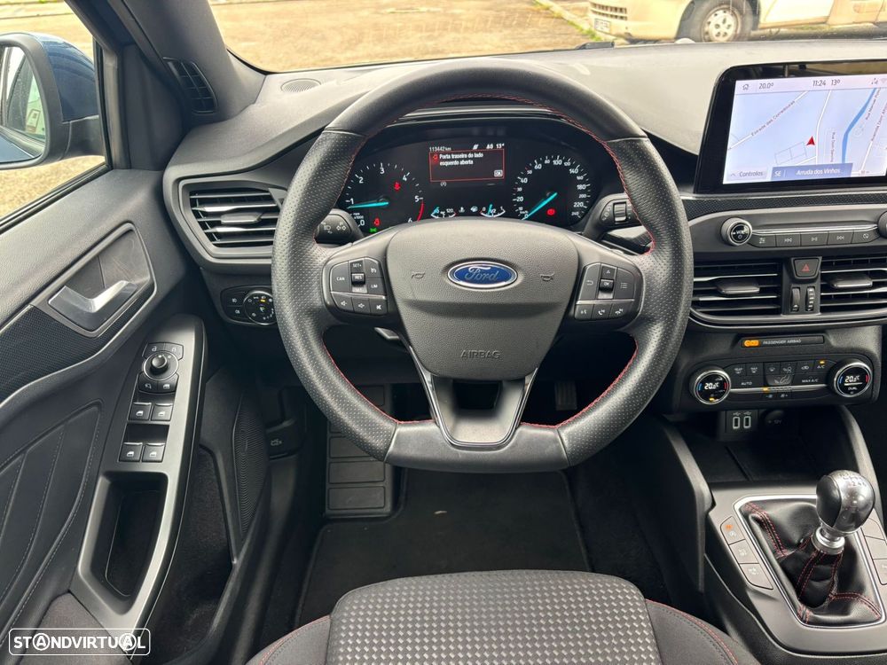 Ford Focus SW 1.5 TDCi EcoBlue ST-Line - 25