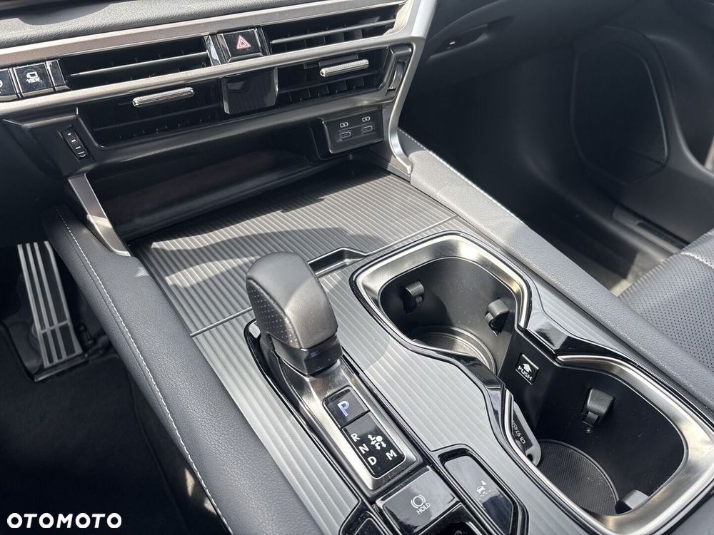 Lexus RX - 14