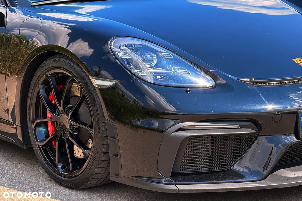 Porsche 718 Cayman GPF GT4 PDK - 7