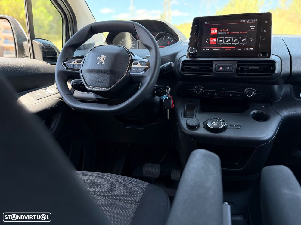 Peugeot Partner Cx Auto 2 e 5 lugares c/ divisória amovível - 10