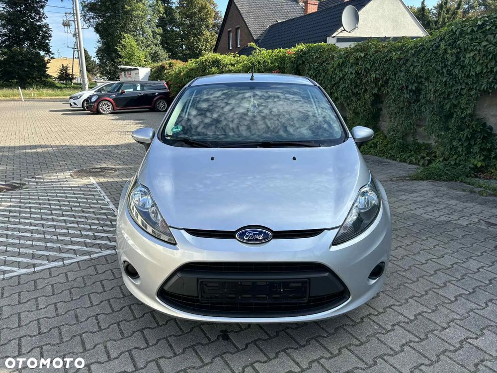 Ford Fiesta - 2