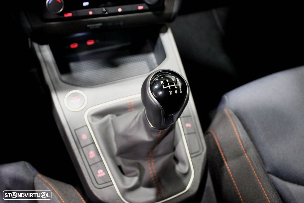 SEAT Ibiza 1.0 TSI FR - 33