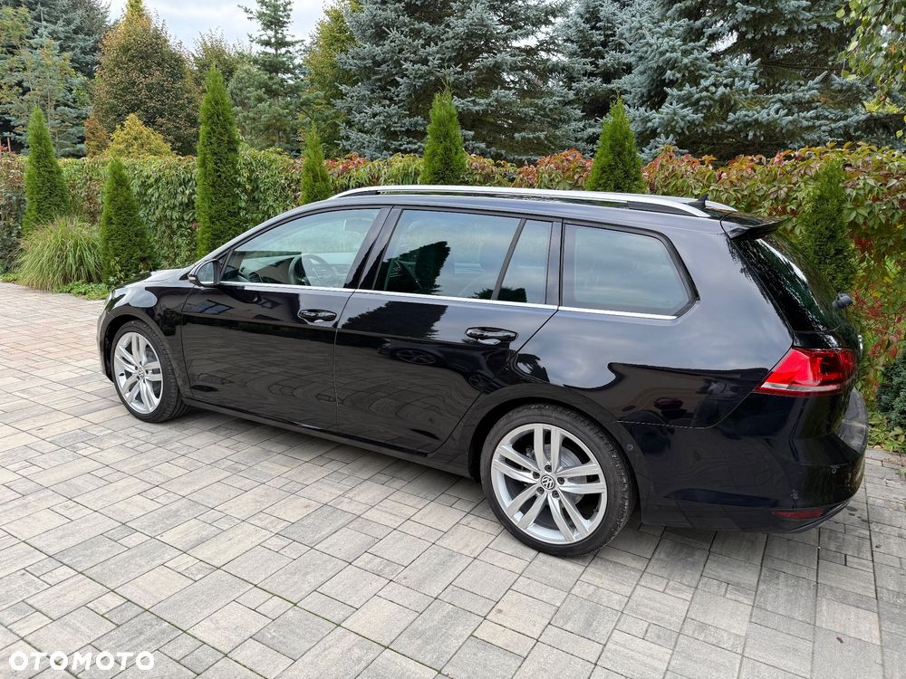 Volkswagen Golf - 8