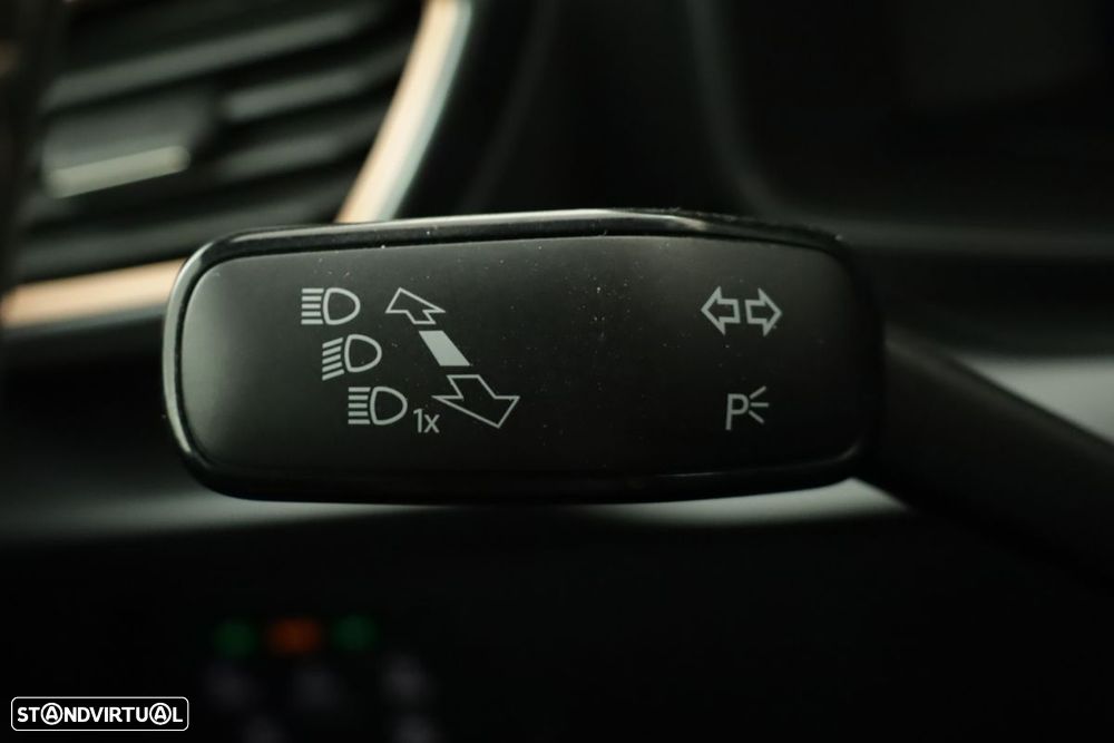 Cupra Formentor 1.5 e-Hybrid DSG - 17
