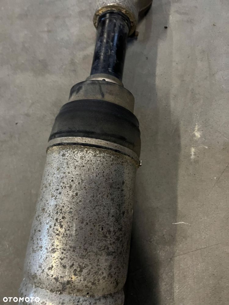 AMORTYZATOR PNEUMATYCZNY PRZÓD LEWY RANGE ROVER VELAR L560 2.0D - 3