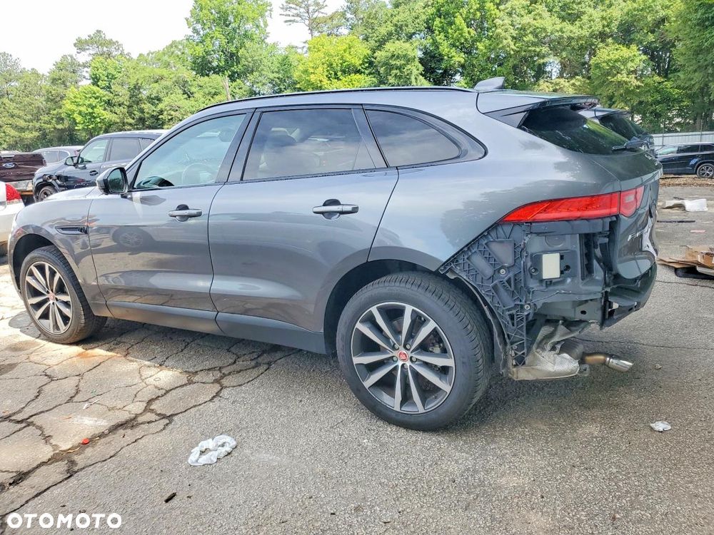 Jaguar F-Pace 2.0 i4P AWD Prestige - 3