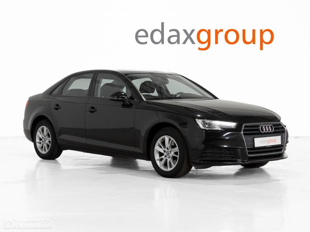 Audi A4 - 1