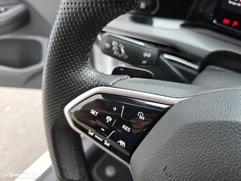 VW Golf 2.0 TSI GTI DSG - 22