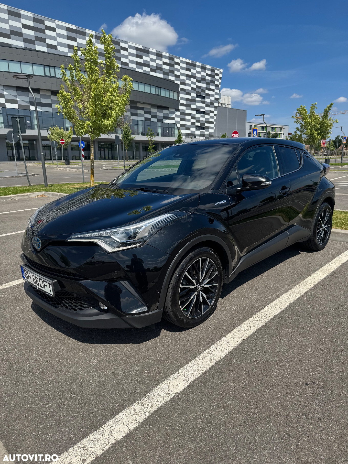 Toyota C-HR 1.8 HSD 122 CP 4x2 CVT C-lassy - 8
