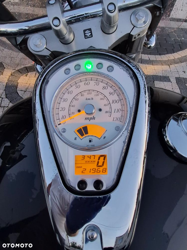 Suzuki VL 800 Volusia - Boulevard C50 - 7