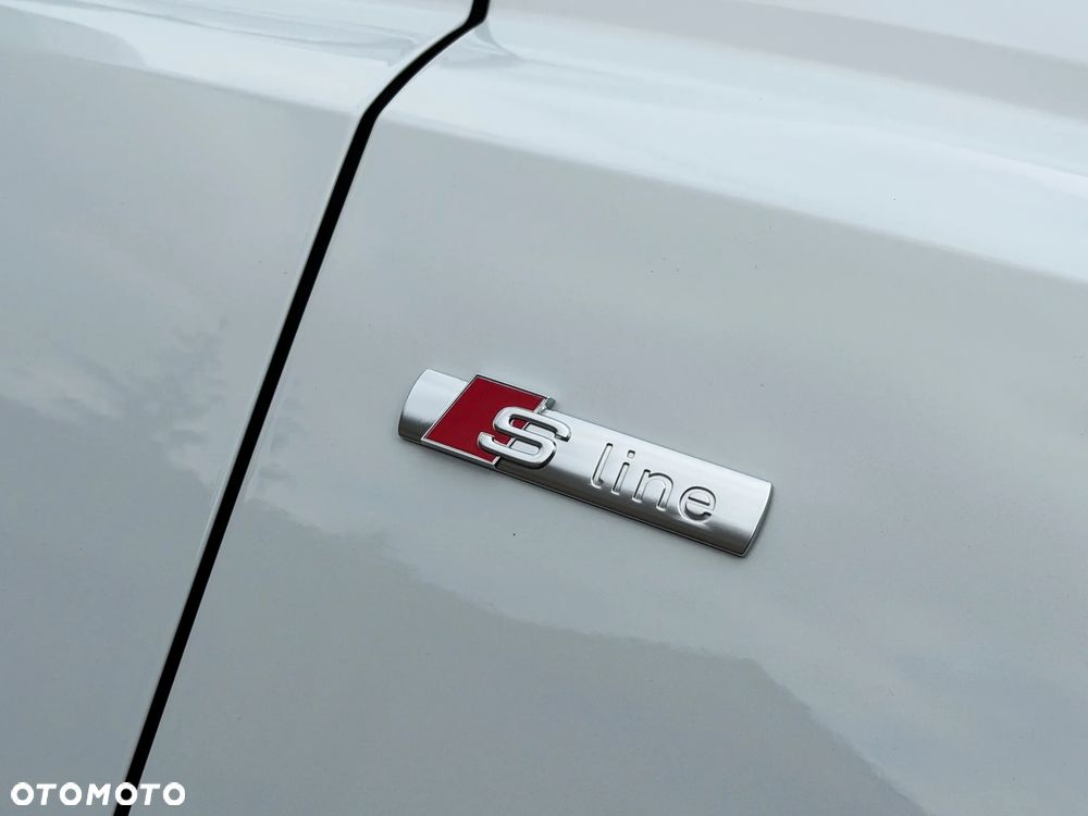 Audi Q3 Sportback 35 TDI S tronic S line - 35