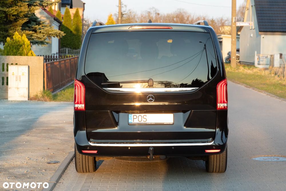 Mercedes-Benz Klasa V - 6