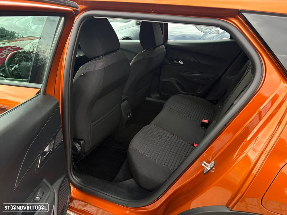 Peugeot e-2008 50 kWh Active Pack - 13