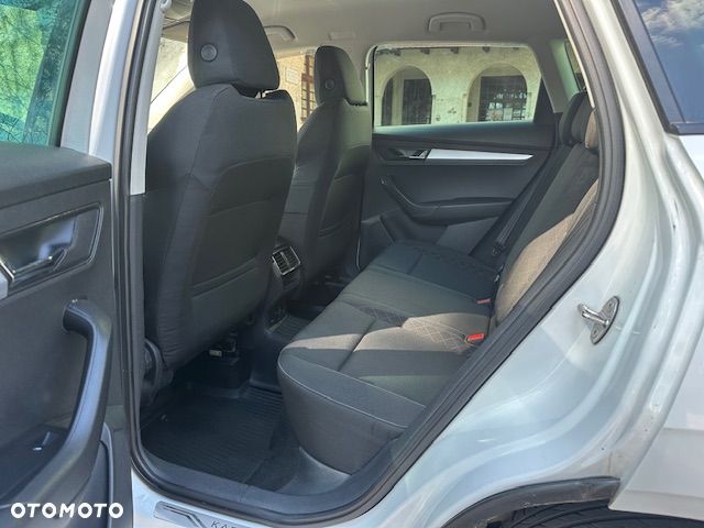 Skoda Karoq 1.6 TDI SCR Ambition - 30