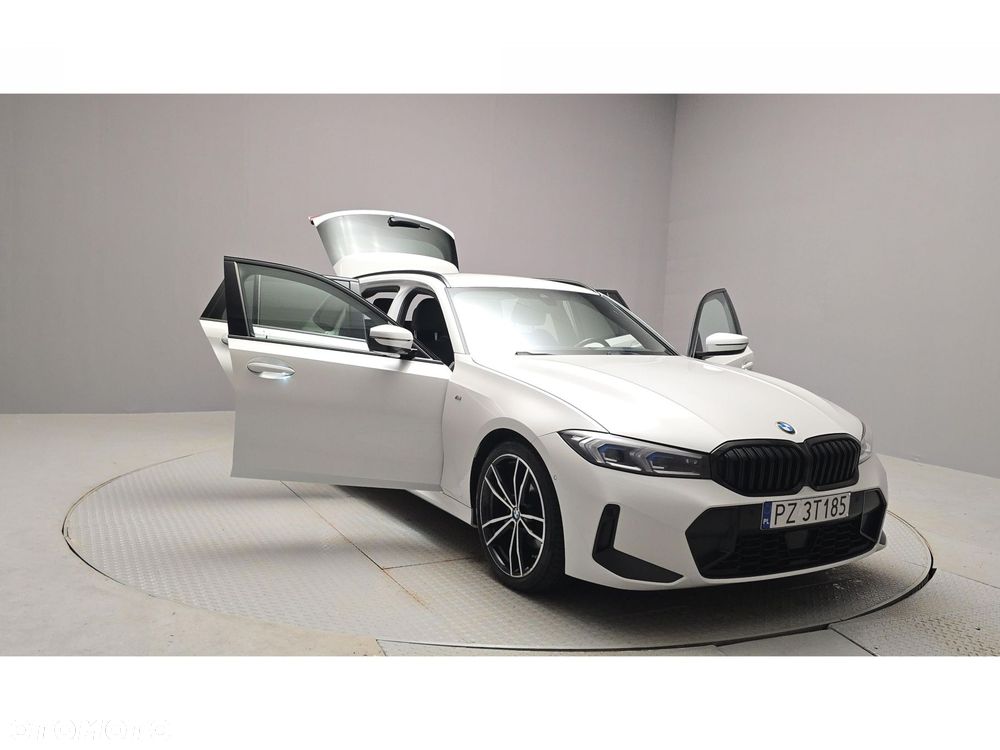 BMW Seria 3 320d xDrive M Sport sport - 14