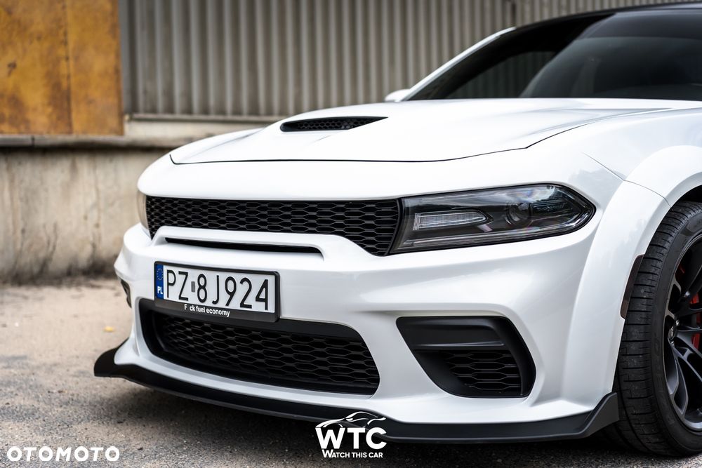 Dodge Charger 6.4 Scat Pack Widebody - 7