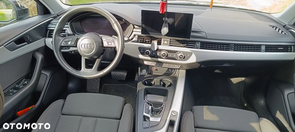 Audi A4 Avant 35 TDI mHEV S Line S tronic - 10