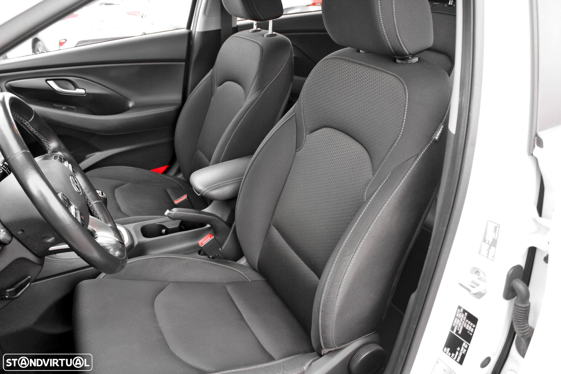 Hyundai i30 1.6 CRDI STyle Plus - 23