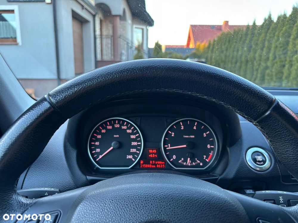 BMW Seria 1 116i - 11