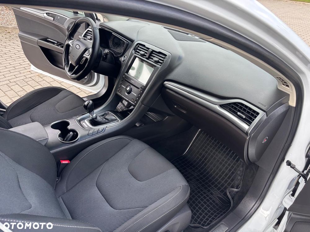 Ford Mondeo 1.5 EcoBoost STart-Stopp Business Edition - 24