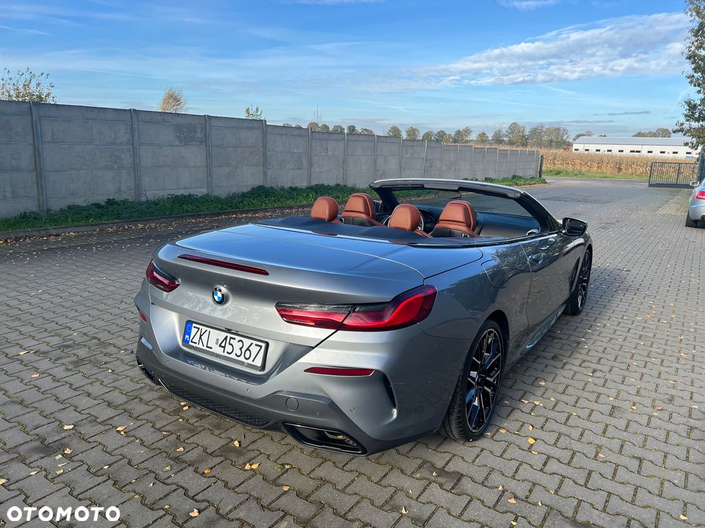 BMW Seria 8 840i - 13