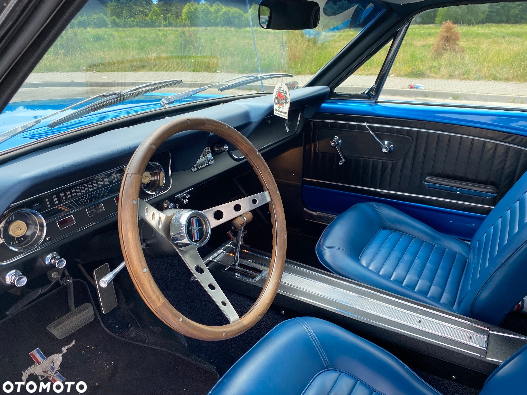 Ford Mustang - 10