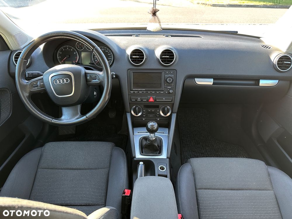 Audi A3 Sportback - 13
