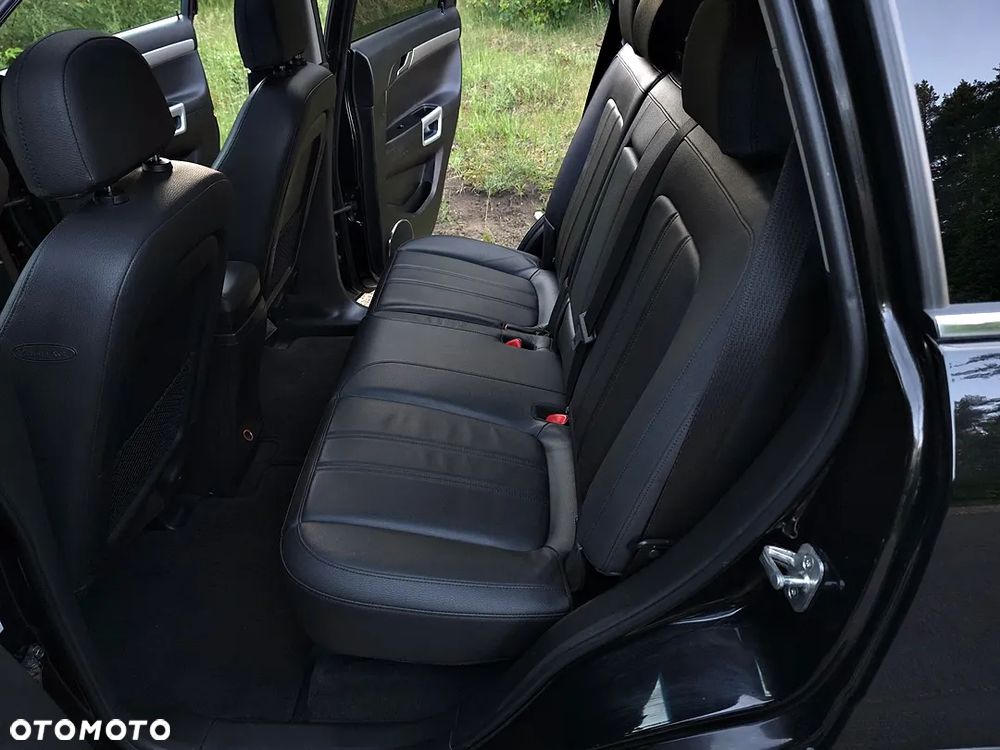 Opel Antara - 36