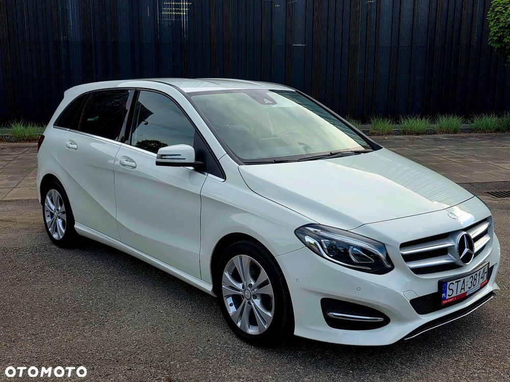 Mercedes-Benz Klasa B 200 UrbanStyle Edition - 9