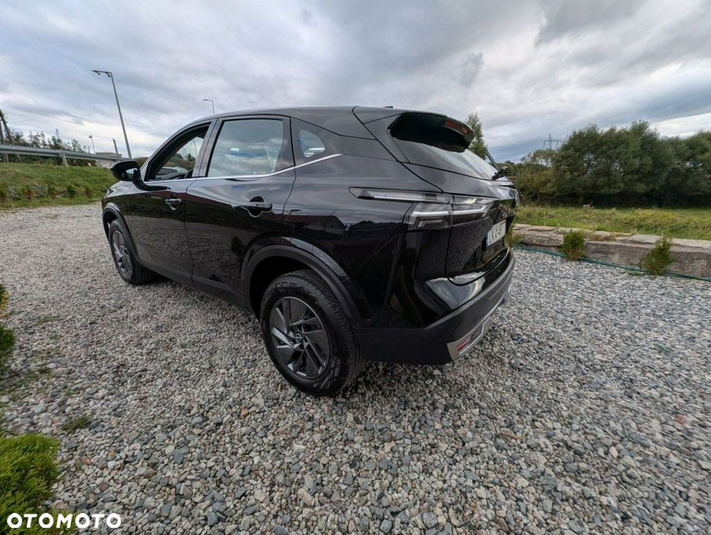 Nissan Qashqai - 11